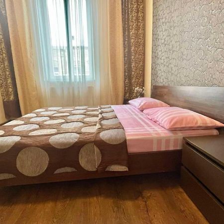 Крехівська 5,Апартаменти В Центрі, Дві Спальні Львов Экстерьер фото