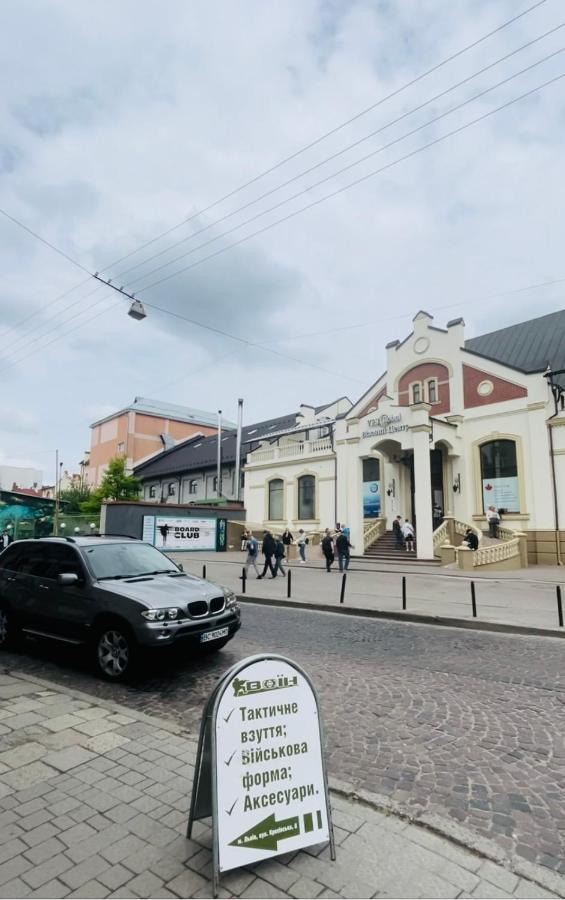 Крехівська 5,Апартаменти В Центрі, Дві Спальні Львов Экстерьер фото