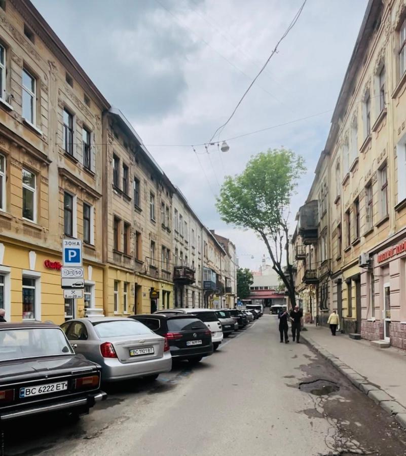 Крехівська 5,Апартаменти В Центрі, Дві Спальні Львов Экстерьер фото